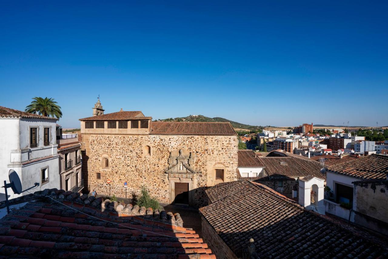 Apartamentos Caceres Historico Centro Eksteriør billede